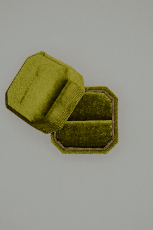Octagon Velvet Ring Box