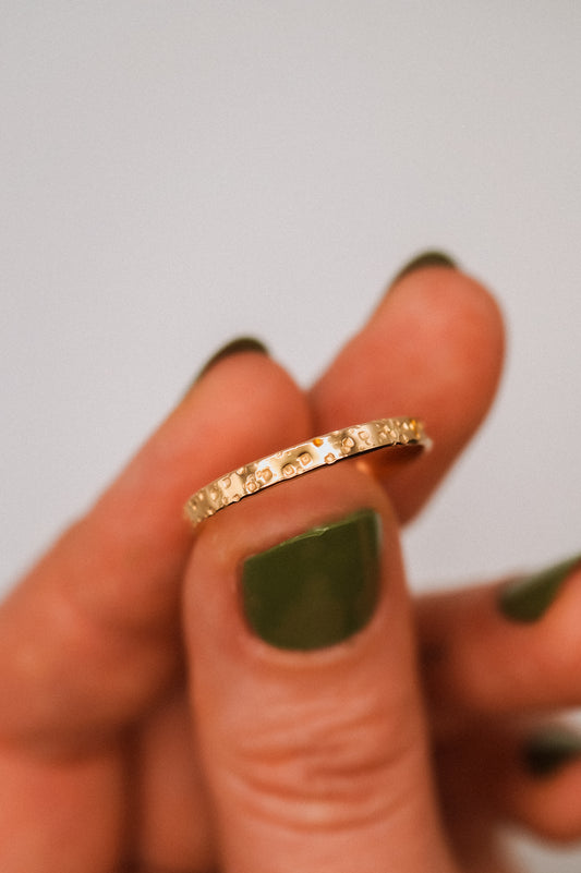 Speckled Band, Solid 14K Gold