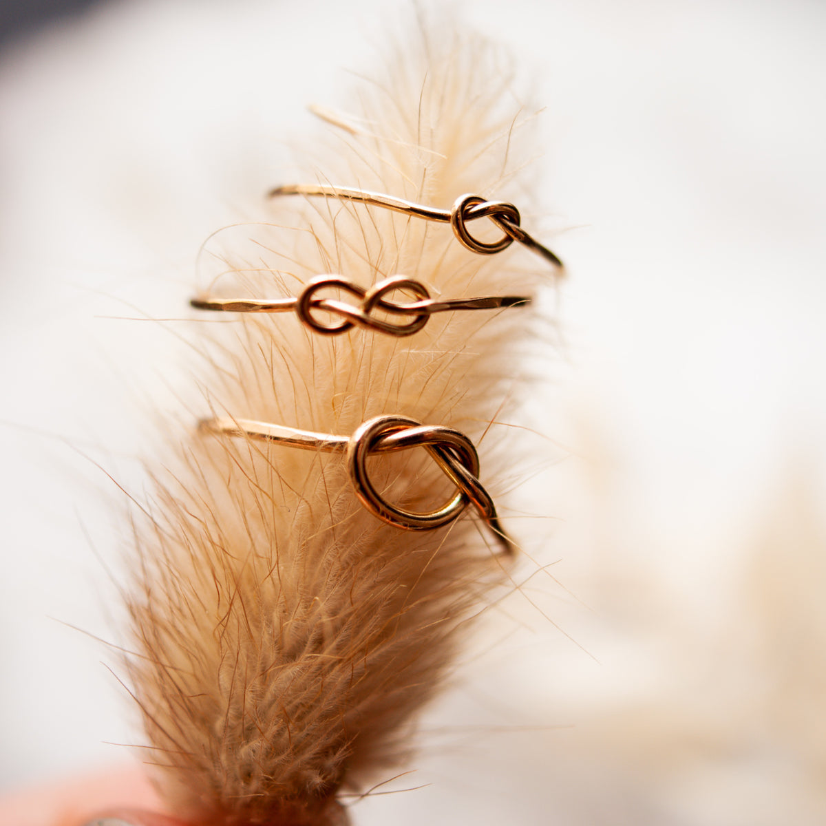 Knot Rings