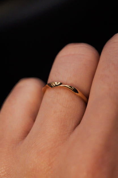 Möbius Band, Solid 14K Gold