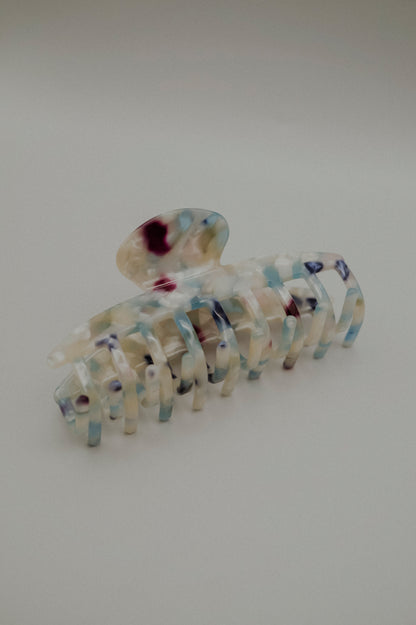 Marbled Hair Claws