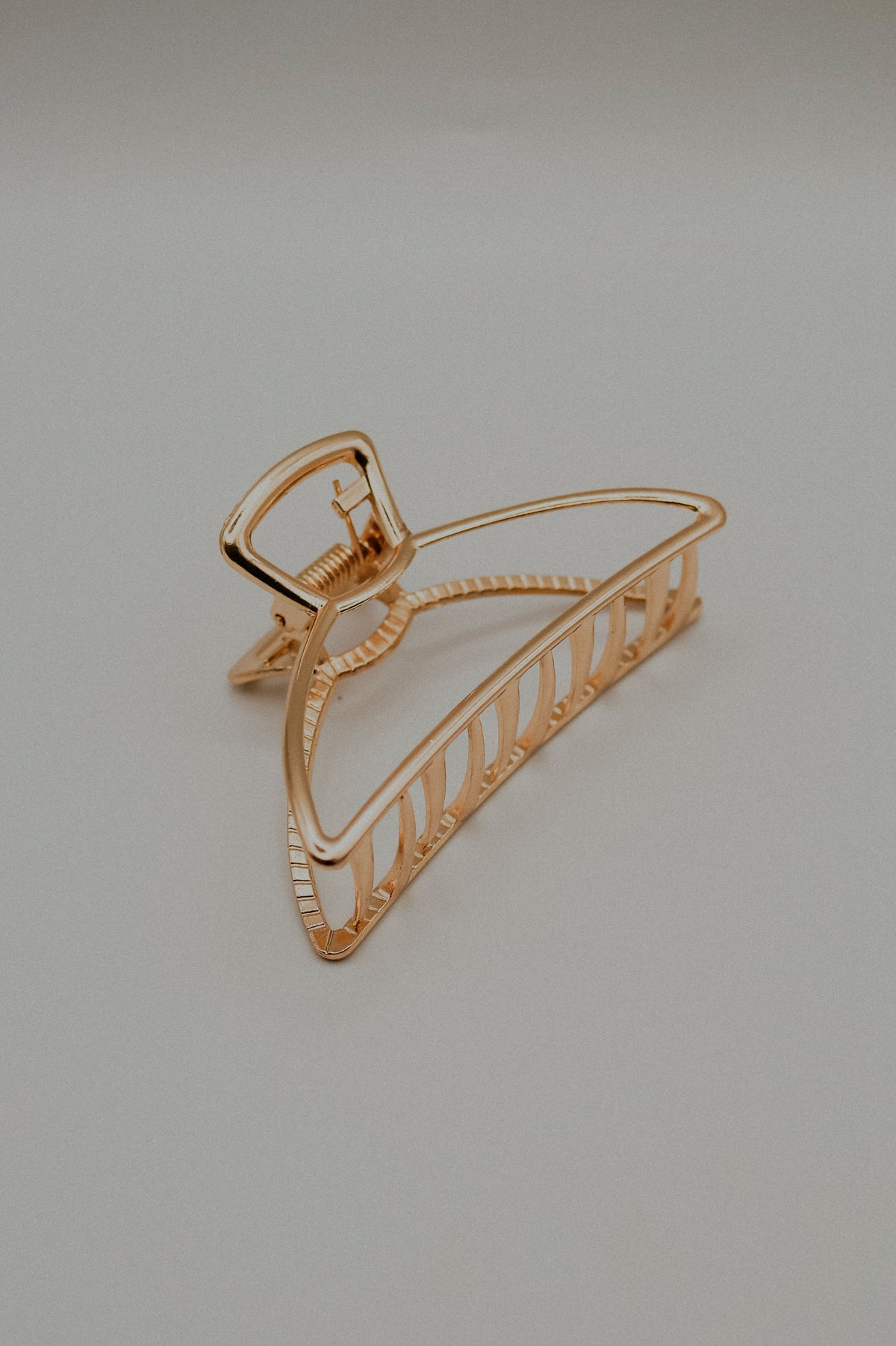 Small Triangle Metal Hair Claw