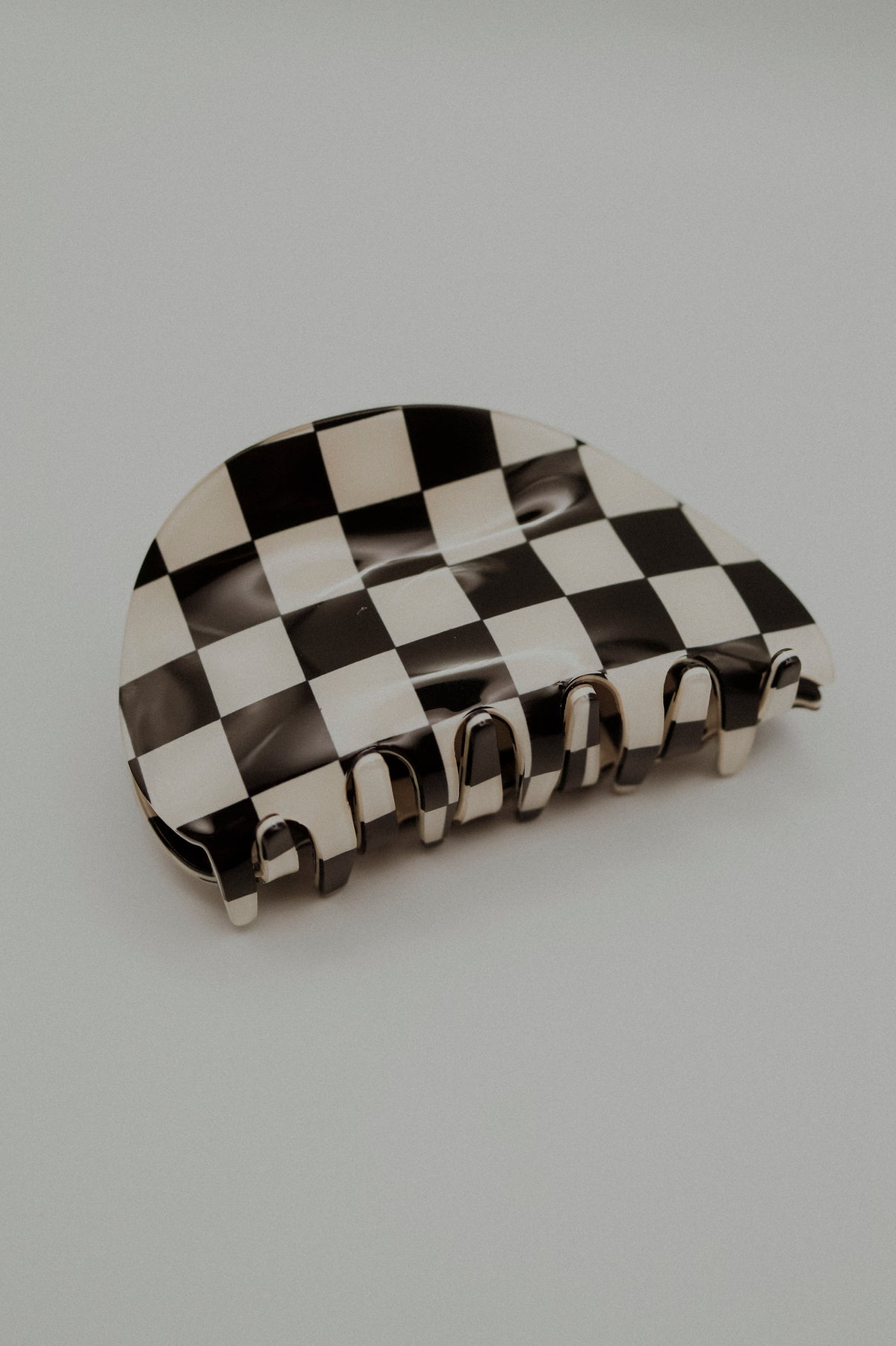 Checkered Hair Claws