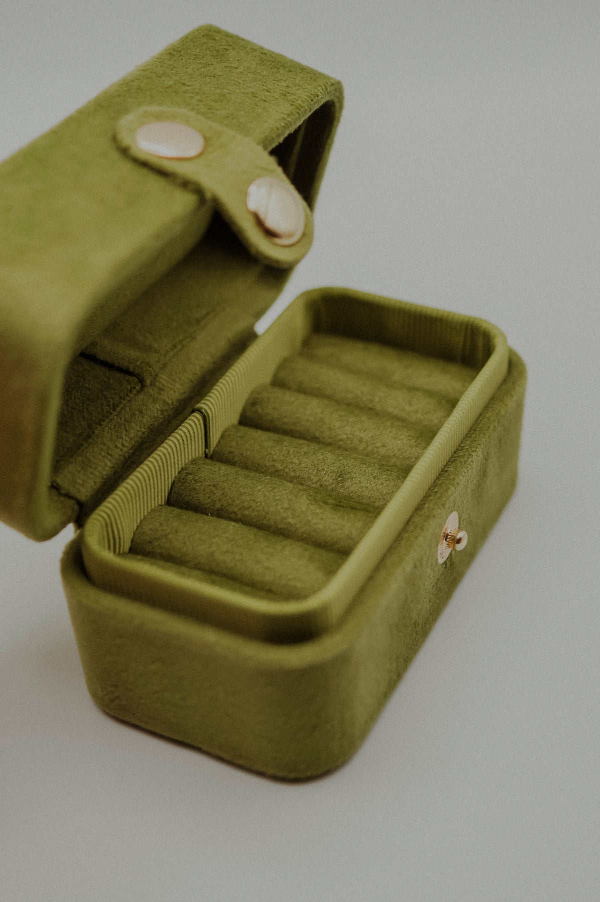 Snap Jewelry Travel Case