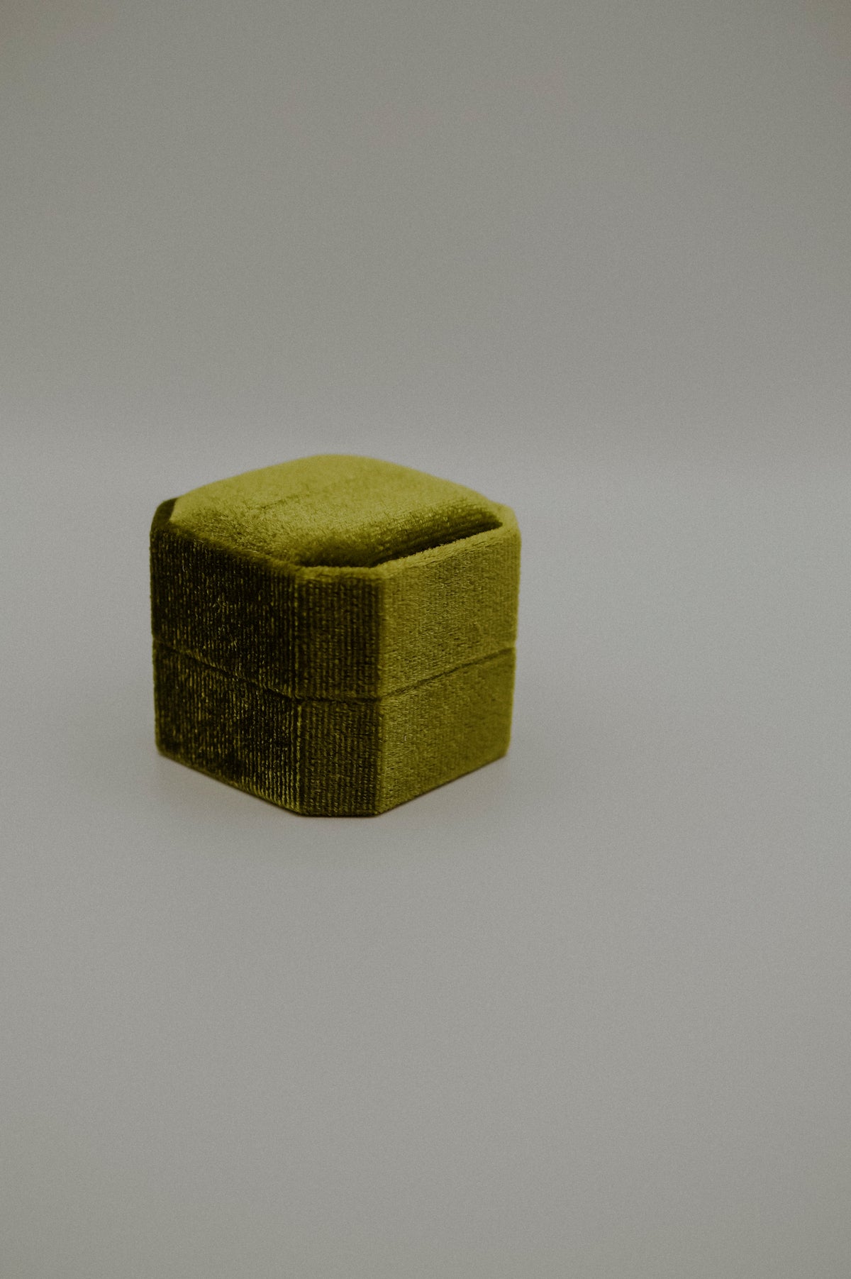 Octagon Velvet Ring Box
