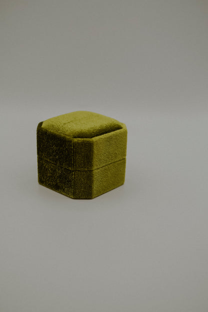 Octagon Velvet Ring Box