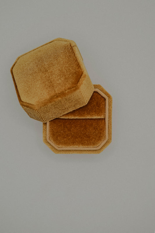 Octagon Velvet Ring Box