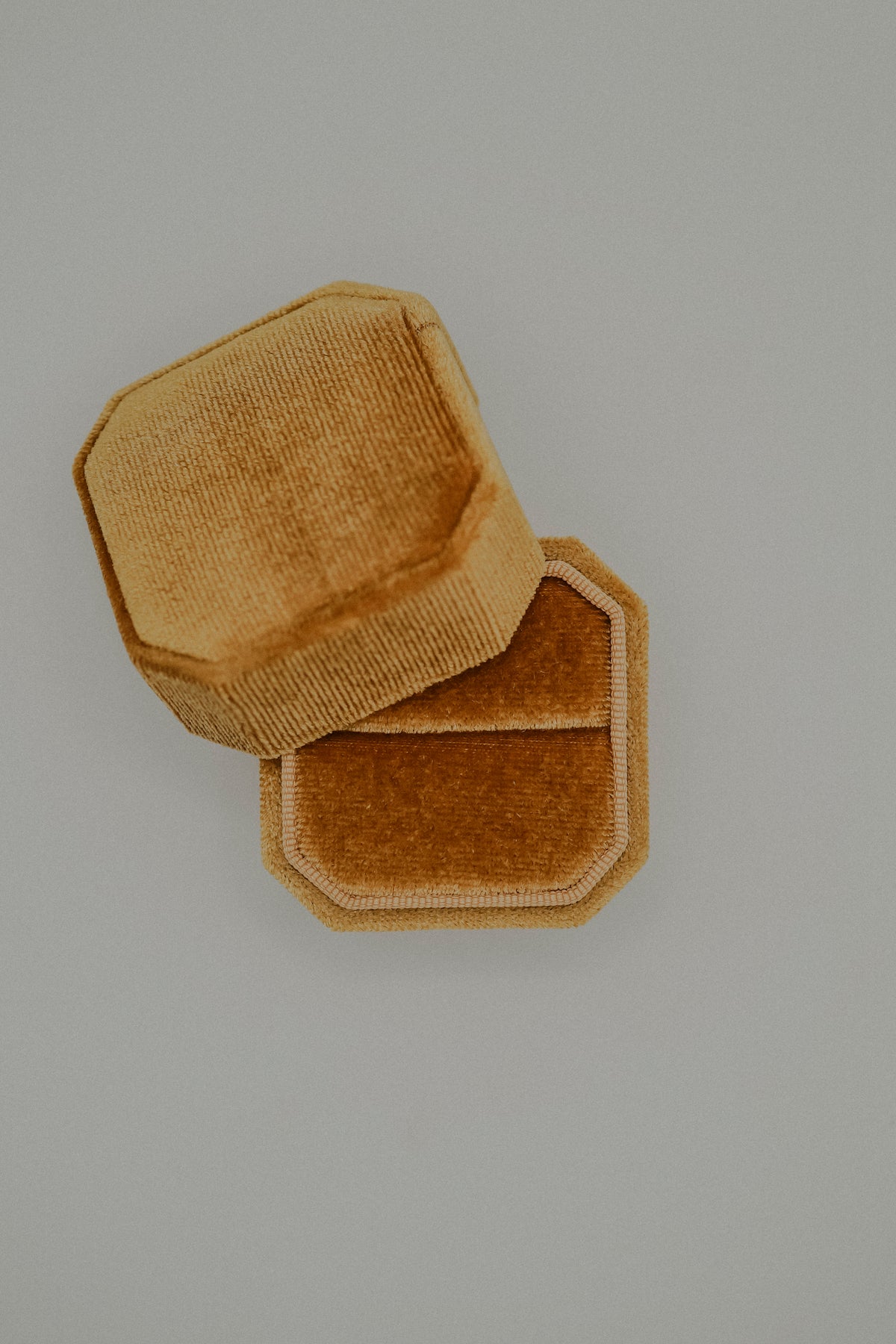 Octagon Velvet Ring Box