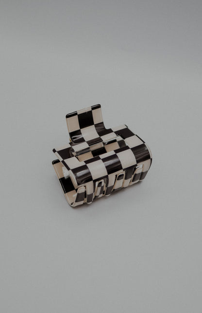 Checkered Hair Claws
