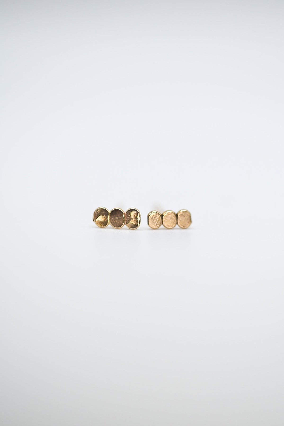 Hammered Bead Flat Back Stud Earring in Solid Gold