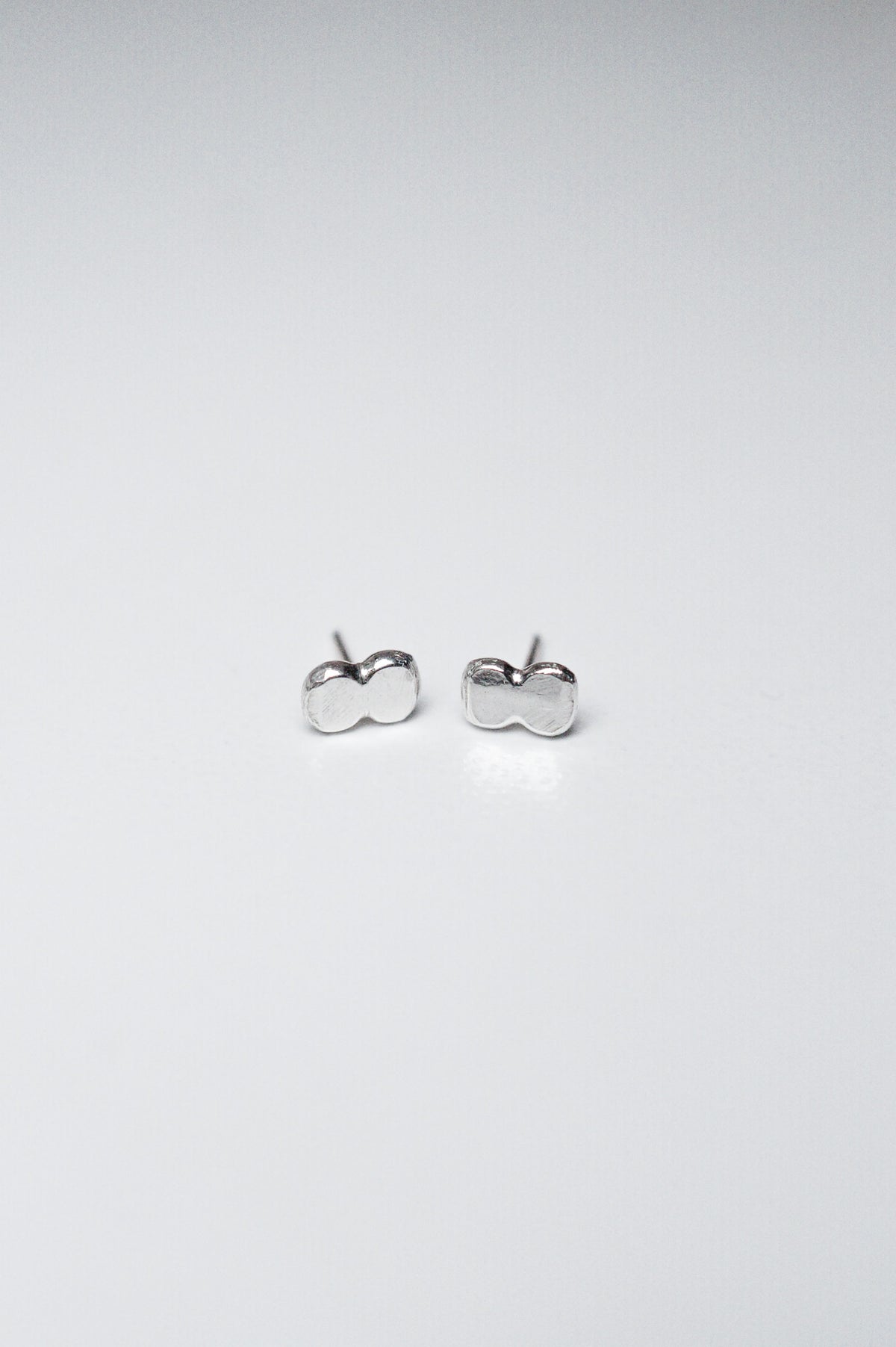 Hammered Bead Flat Back Stud Earring