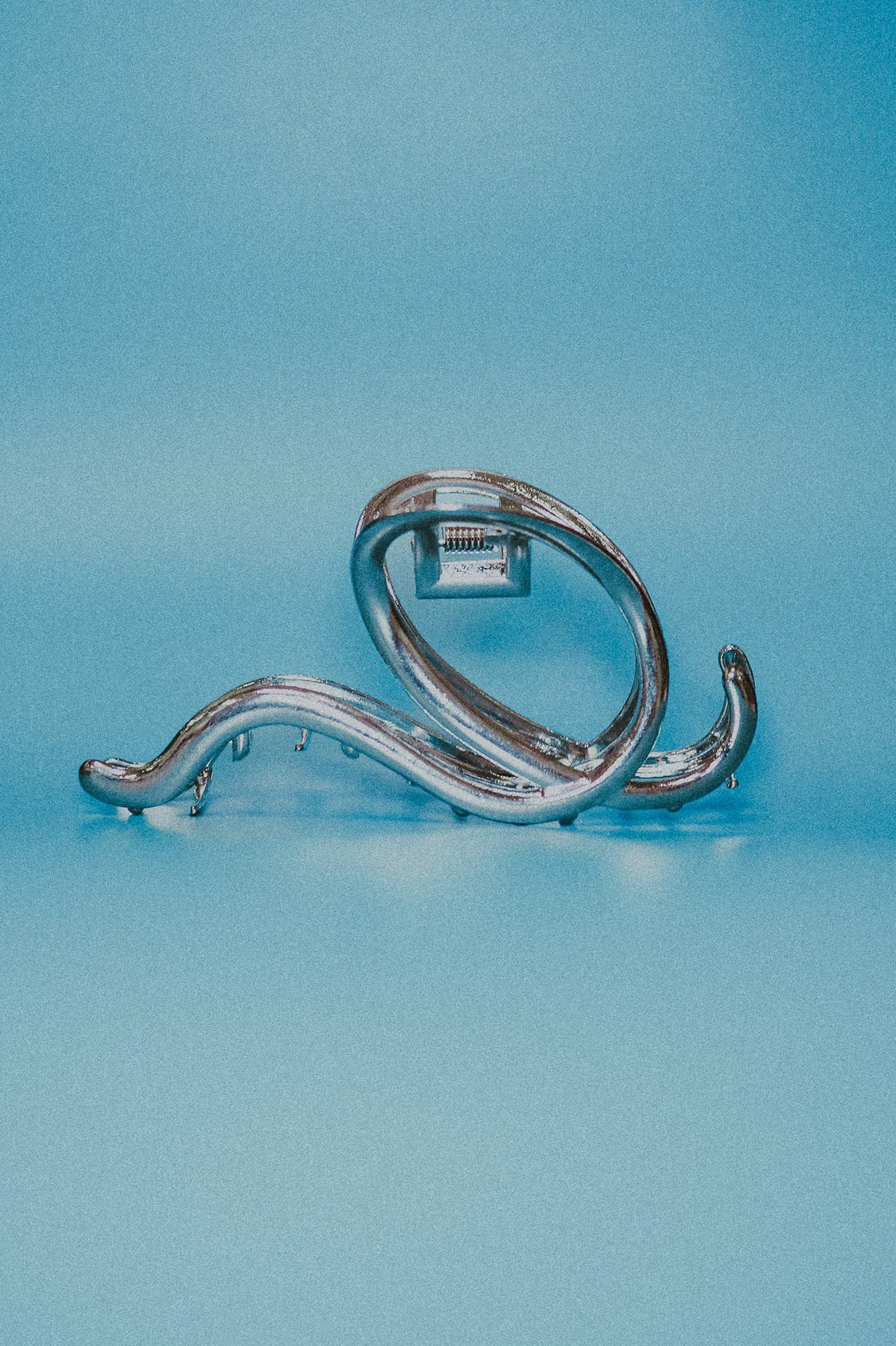 Loop Metal Hair Claw