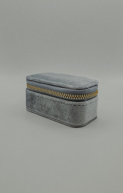 Mini Zipper Jewelry Travel Case