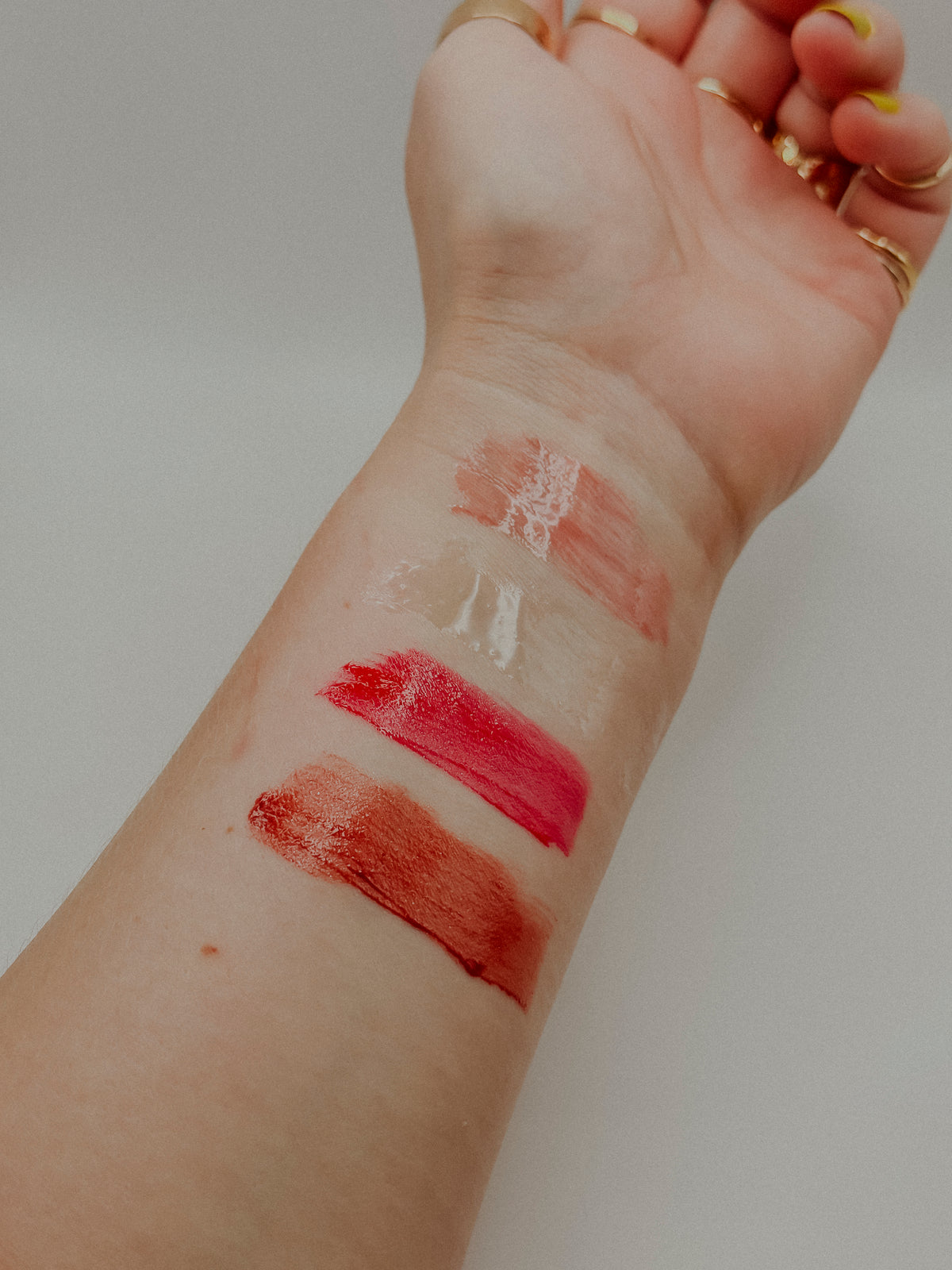 Clear Glossy Lip Serum