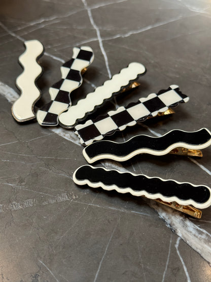 Black & White Hair Clip Packs of 2