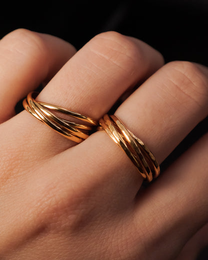 Thin Interlocking Set of 5 Rings, 14K Gold Fill