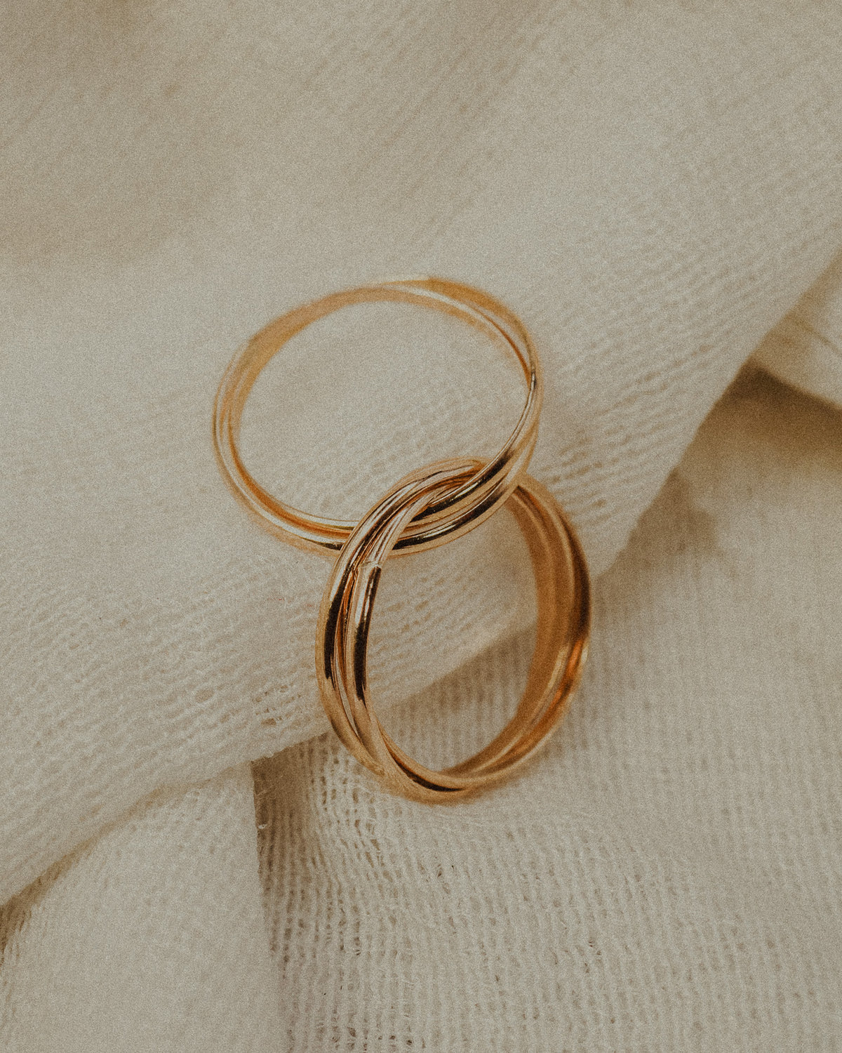 Thin Interlocking Set of 5 Rings, 14K Gold Fill