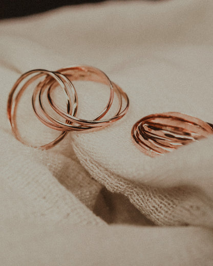 Thin Interlocking Set of 5 Rings, 14K Rose Gold Fill