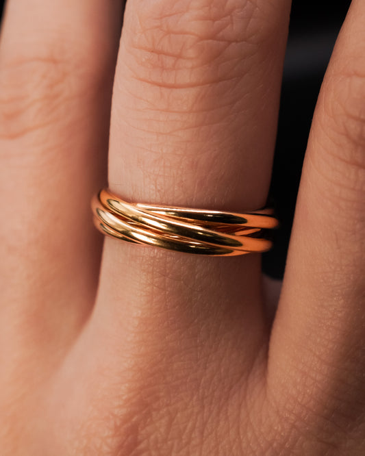 Thin Interlocking Set of 5 Rings, 14K Gold Fill