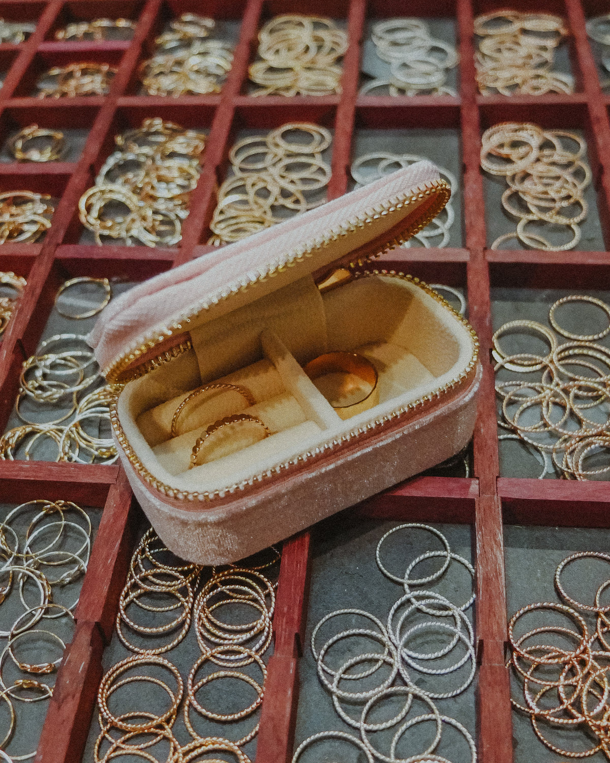 Mini Zipper Jewelry Travel Case