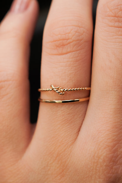 Twist Closed Knot Ring, Solid 14K Gold