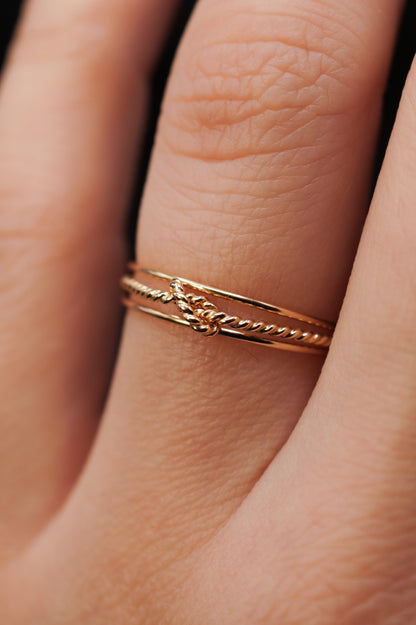 Twist Closed Knot Ring, Solid 14K Gold