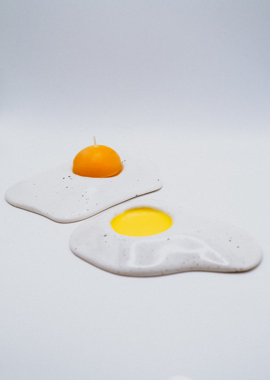 Ceramic Salt and Pepper Egg Tea Light Candle Holder