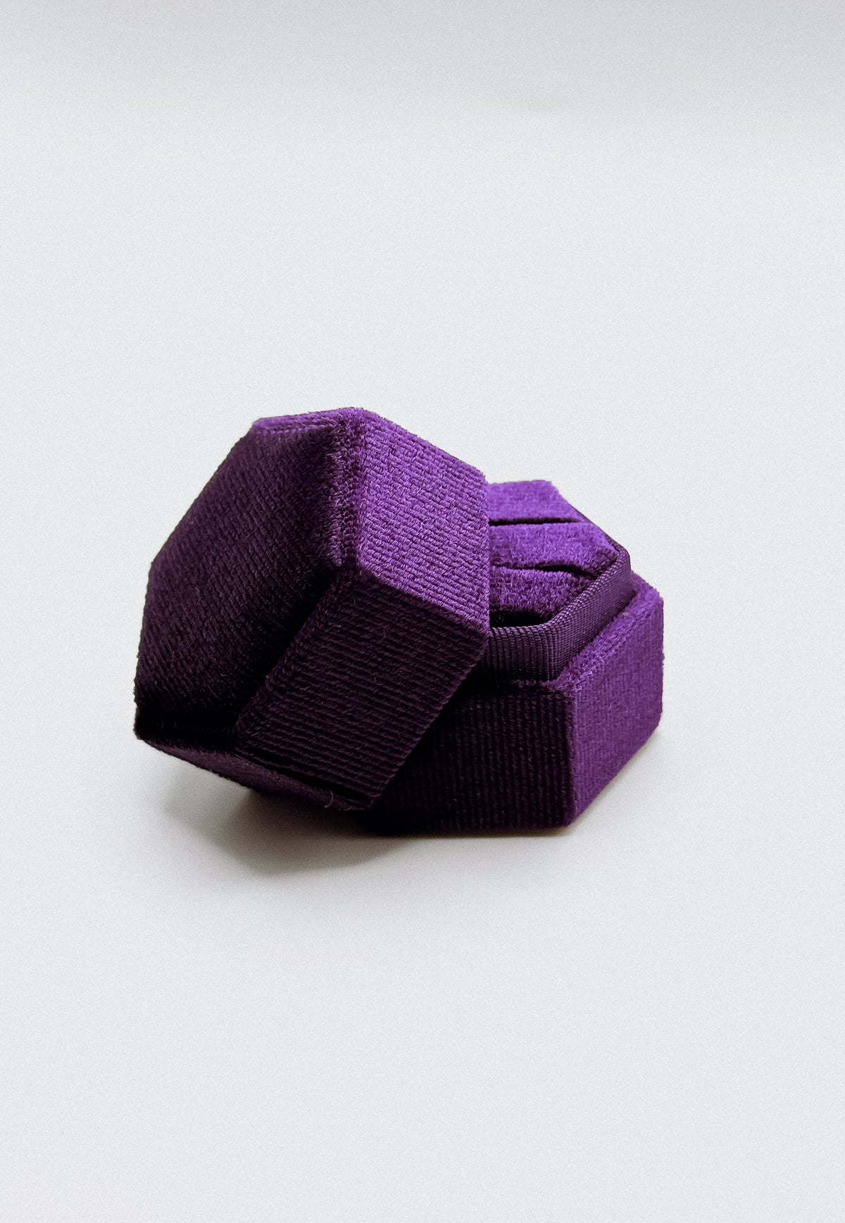 Hexagon Velvet Ring Box