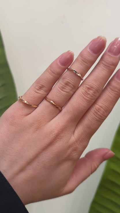 Möbius Band, Solid 14K Gold
