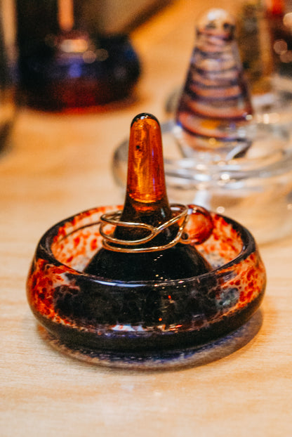 Kinetic Glass Ring Holder