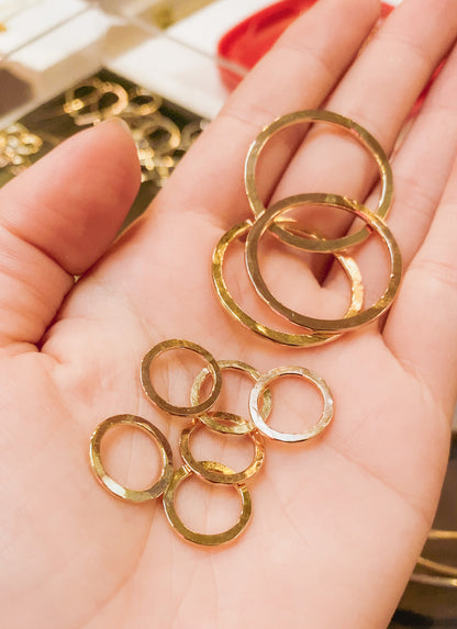 Mini Open Circle Pendant