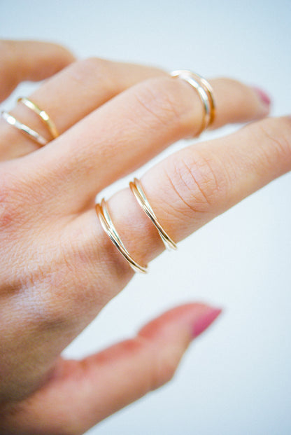 Thin Interlocking Set of 2 Rings, Mixed Metals