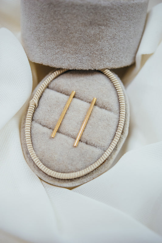 Bar Stud Earrings in Solid Gold or Rose Gold