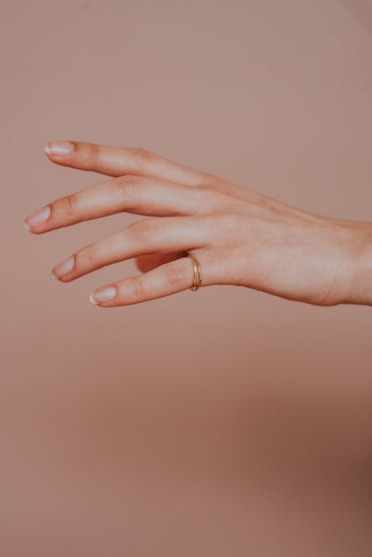 Thin Interlocking Set of 2 Rings, Solid 14K Gold