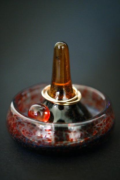 Kinetic Glass Ring Holder