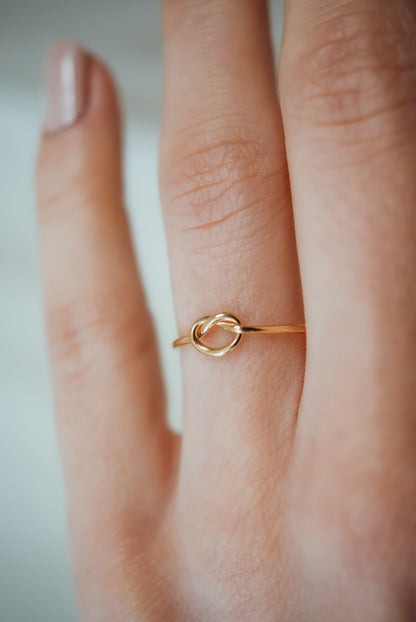 Open Knot Ring, Solid 14K Gold
