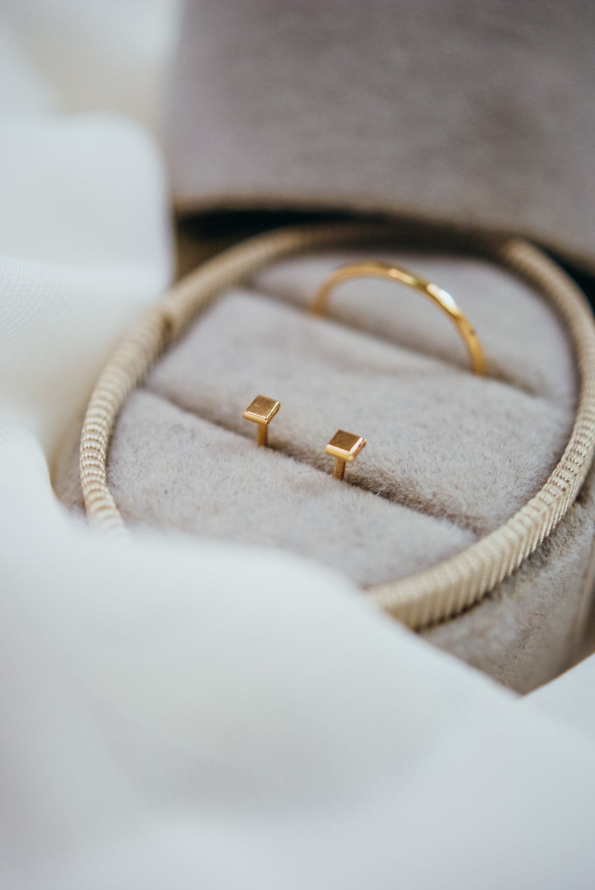 Square Mirror Stud Earrings in Solid Gold